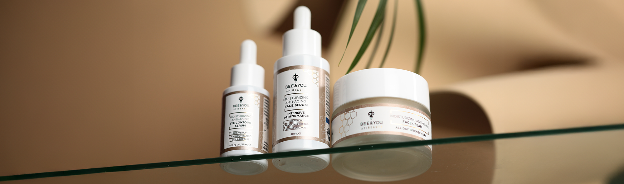 Lass den Jahreszeitenwechsel deine Haut nicht strapazieren: Cremes mit Rohem Honig, Gelée Royale & Propolis